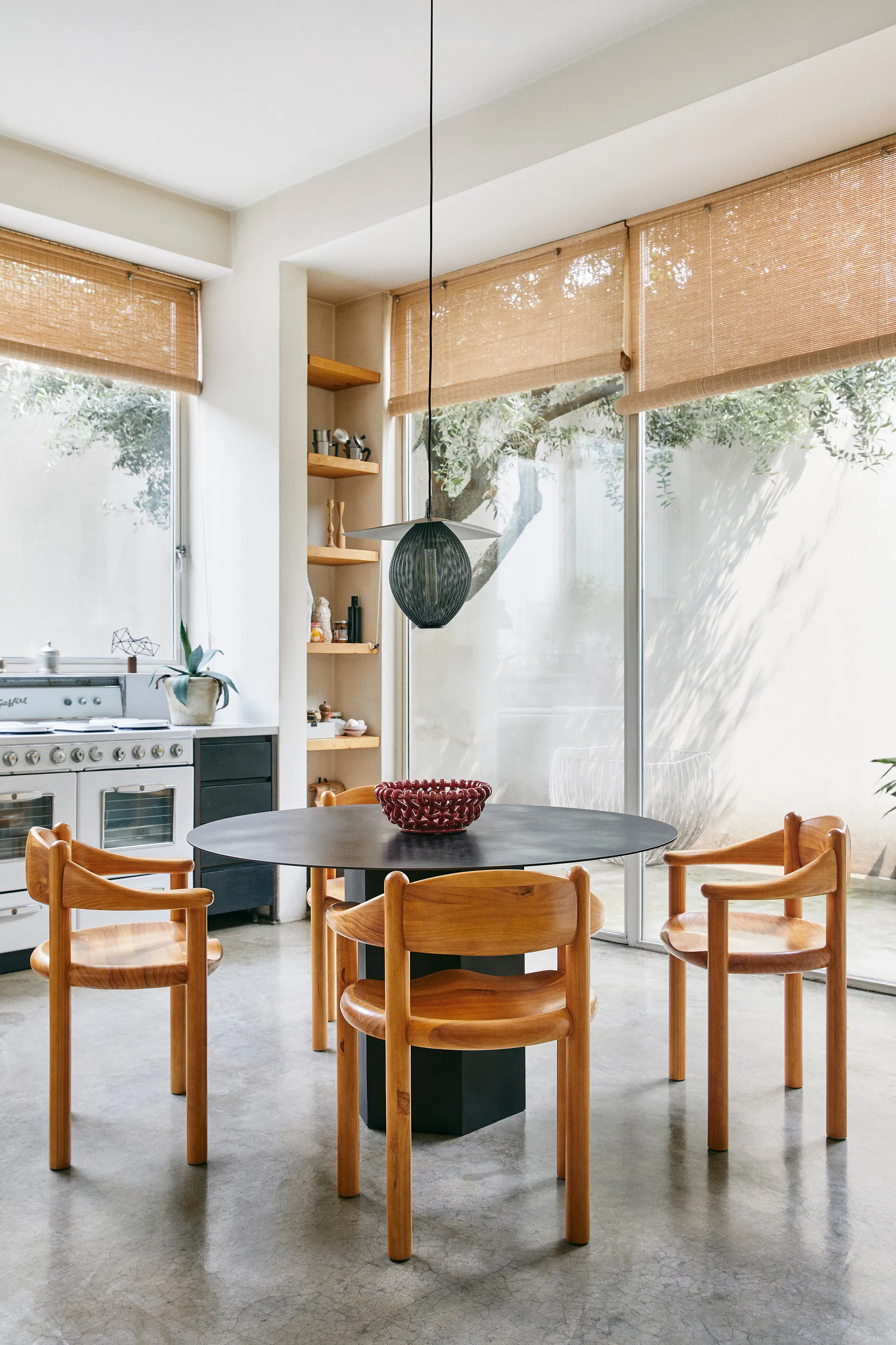 68758d77-d5af-404e-91ca-