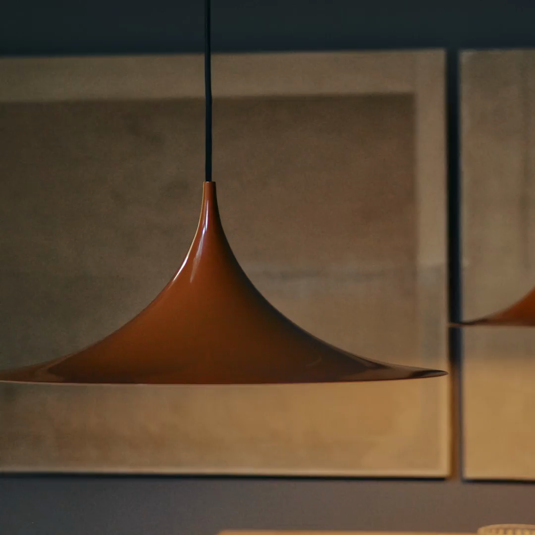 GUBI Semi Pendant